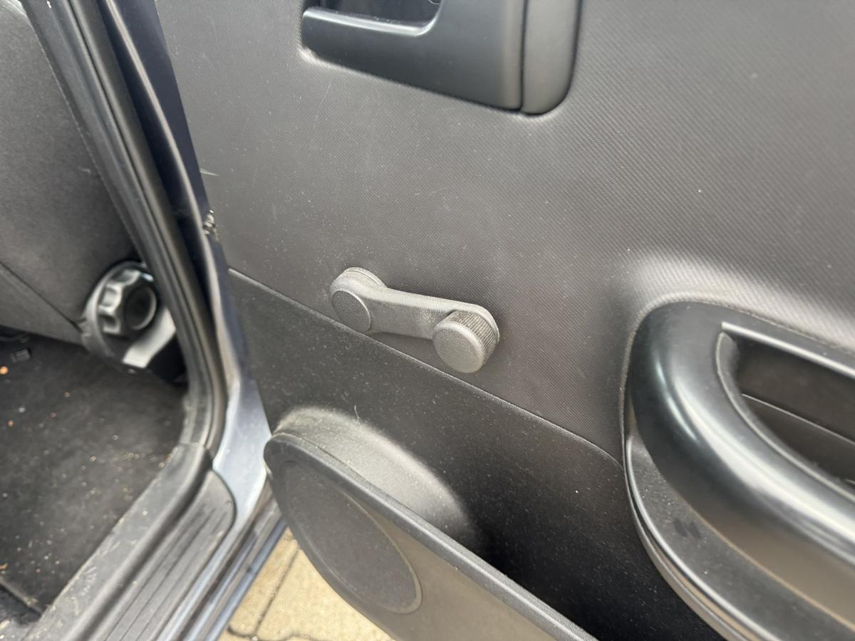 Kia Ceed ED original T&uuml;r hinten rechts Kombi 5K Graumetallic Bj.2011